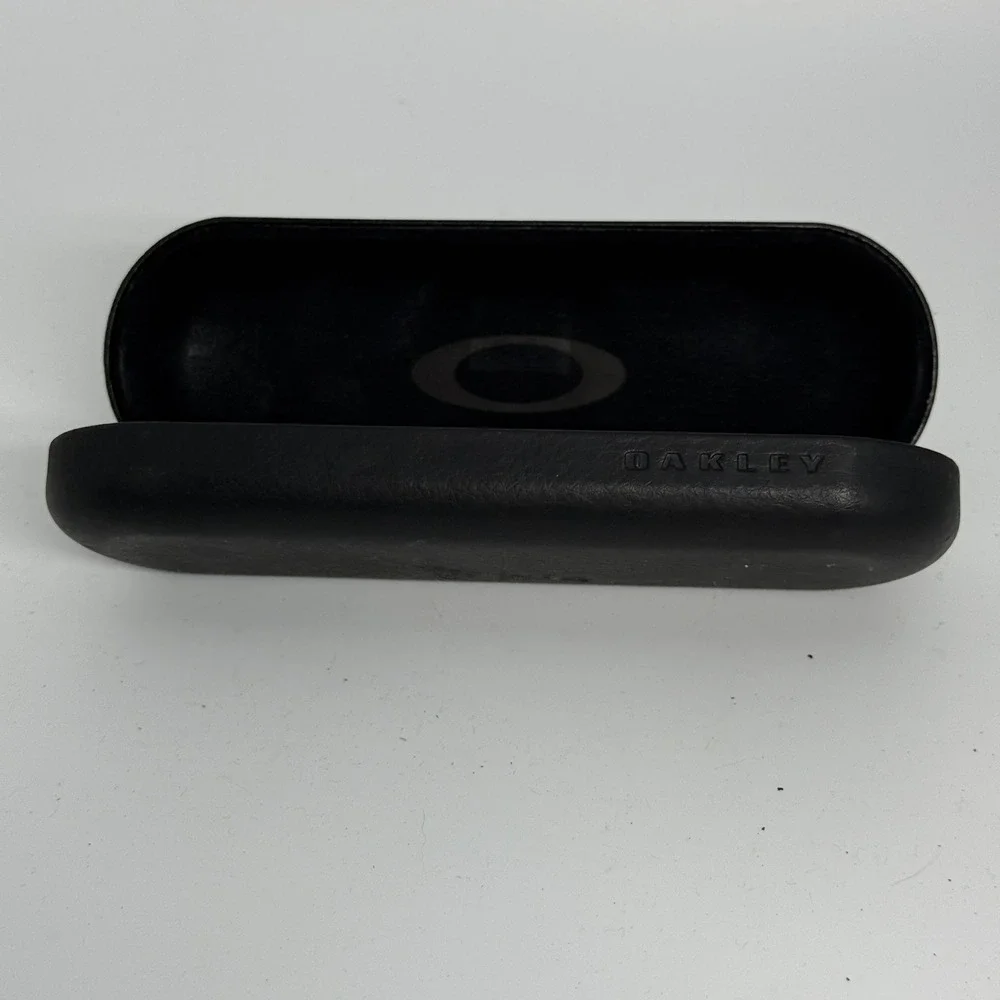 Oakley Black Faux Leather Hard Shell Sunglasses Case Clamshell Protective Case 2